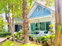 Blue Sky Resort Hotels near Chaosamran Beach