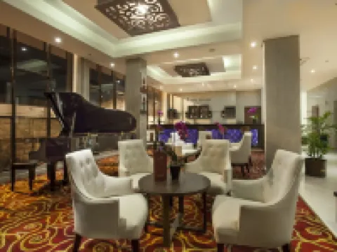 パジャジャラン スイーツ リゾート & コンベンション ホテル ボゴールのホテル