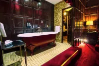 Lumley Castle Hotel - Pet friendly