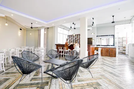 Emerald Bay Resort Mirissa