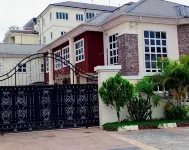 Vinpy Hotels