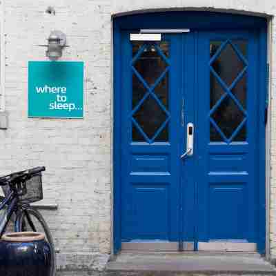Where to Sleep Hotel Exterior