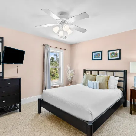 Pet Friendly Beach House - One Palm by Panhandle Getaways