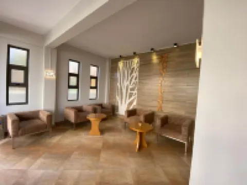 The Monalysa Suites & Residence