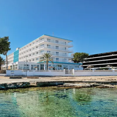 AzuLine Hoteles Mar Amantis & II Hotels near Punta Galera Beach