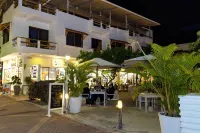 Plaza Luna套房 住宿飯店