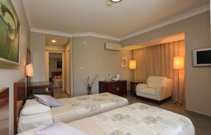 Summer Otel