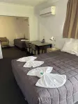 Manning River Motel فنادق في Taree South
