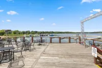 The Lodges at Breezy Point Hotels in Breezy Point