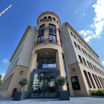 OZO Hotels Antares Airport Отели в г. Хофддорп