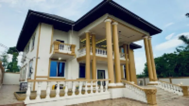 Nanani Luxury Villa - Kumasi Hotel a 