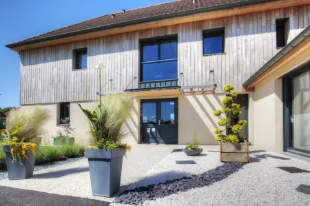 Ome Sweet Home Отели в г. Вильшетиф