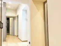 蜂巢旅館 鄰近曼佐尼的酒店