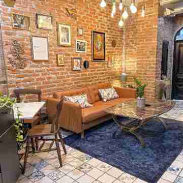 Cataleya Estate Rooms