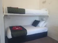 Golden Peak Motel PeakHill Ξενοδοχεία στην πόλη Parkes