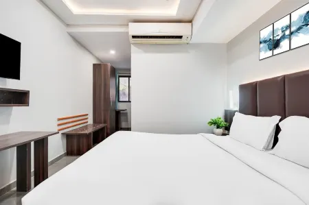 Ultimate Family Escape in Country Club Surat Отели рядом с достопримечательностью «Yu Studio Circle»