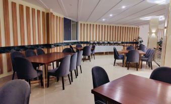 Pinemont Hotel