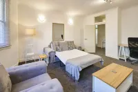 Host & Stay - Cambridge Road