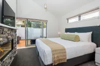 The Sands Hotel Hokianga Hotels in Omapere