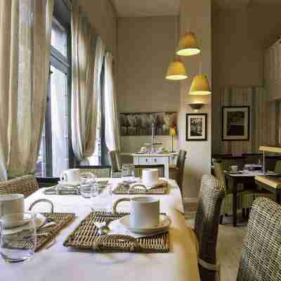 Les Embruns Dining/Meeting Rooms