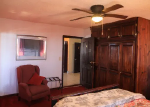 海灘邊的Playa Hermosa旅店