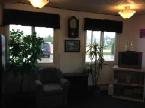 Plains Motor Inn Hoteles en Stettler