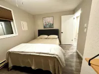 08 Min to PAE Airport - Cozy 2Br Home Surrounded by Nature w/carport