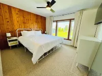 Private Sandy Beach-Beach Volleyball-Game Room-Fire pit