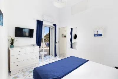 Estate4Home - Casa Darly Hotels in Chiesa Nuova