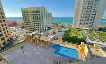 Bollywood Beach Hostel