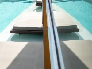 TenSuites - Adults Only