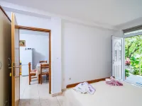 Apartments Zarac Hotels in Zaton