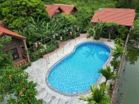 Pham Gia Homestay Ecogarden Hotels in Gia Vân