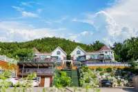 Pool Villa 1-2 Pension Hotels in Pohang
