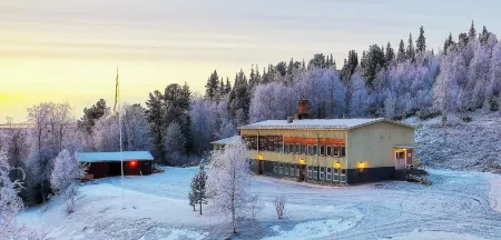 ÁILU - Arctic Hotel Apartments Отели в г. Кируна