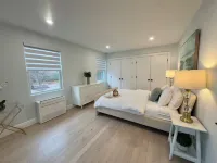 Upscale Apartment in Mystic 7 Minute Walk to Drawbridge Hotels near Mystic Army Navy Store LLC