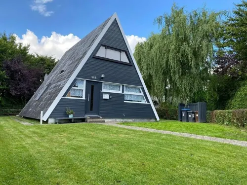 House m.WLan, Sky, near the beach, renovated, dogs welcome, fully fenced