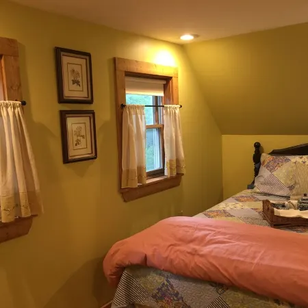Sweetgrass Cottage, Ovid: Walk to Sheldrake Point Winery, Beach and Boat Launch