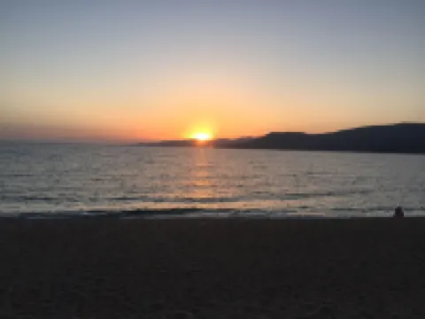 Beautiful apartment with sea view, swimming pool, near beaches and port