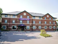 Premier Inn Watford Central Hotels in Watford