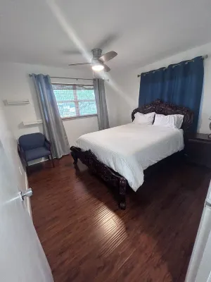 Great Family Home, short drive to beaches and Downtown...