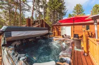 Private Wi-Fi>HotTub>Fenced Yard>Cozy Retreat
