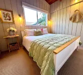Yasmin Cottage - for an instant holiday feel. Hotels in Kinloch