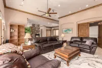 Unique home with mountain views close to downtown