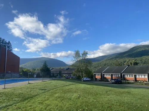 Family friendly townhouse minutes from Hunter Mountain!