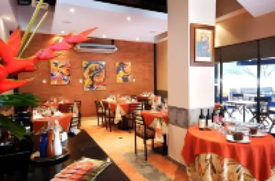 Torre de Cali Plaza Hotel