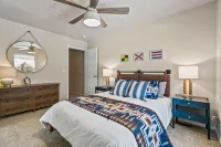 La Hacienda BV: Family-friendly cabin nestled on 2 acres in the woods - 4-Star