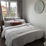 Raglan Escape: Unique holiday home right in the heart of Raglan Hotel a Raglan
