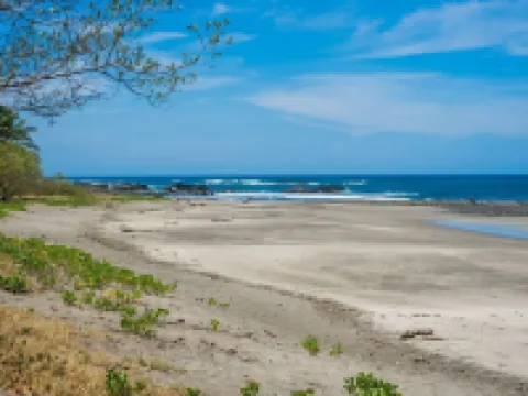 3 BDR Beach House with Pool, sleeps 8 Hotels in Junquillal