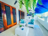 Bayshore Apt.|2PPL| Beach| Balcony| Top Location